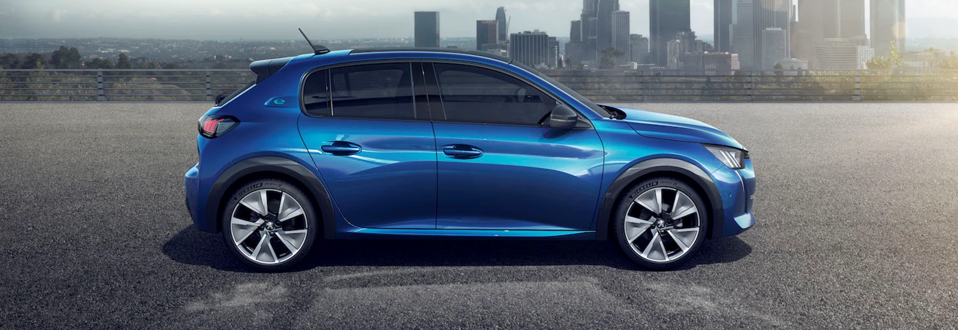 The advantages of going electric with the Peugeot e-208